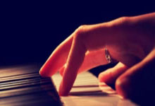 新疆官方表示俱樂部已對趙睿進行了嚴肅的批評和教育 並完全接受聯賽的處罰.