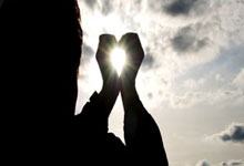 三部门紧急调拨2.2万件中央救灾物资 支援西藏定日县地震救灾救助.